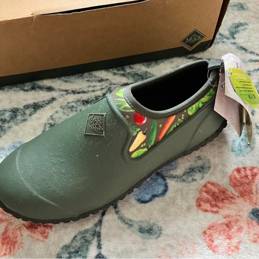 Muck Boot Green Garden Shoes
